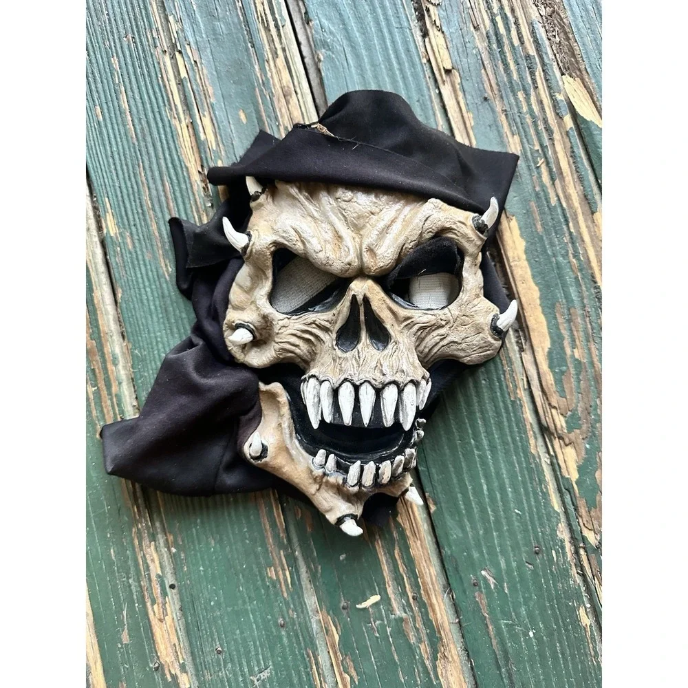 Skeleton Spike FACE Hooded Halloween Mask Fun World Vintage Easter Unlimited
